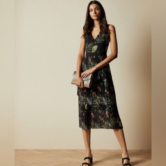 NWT Ted Baker Malinae Highland Tiered Pleated Midi Dress Size 4-6 - Picture 1 of 15